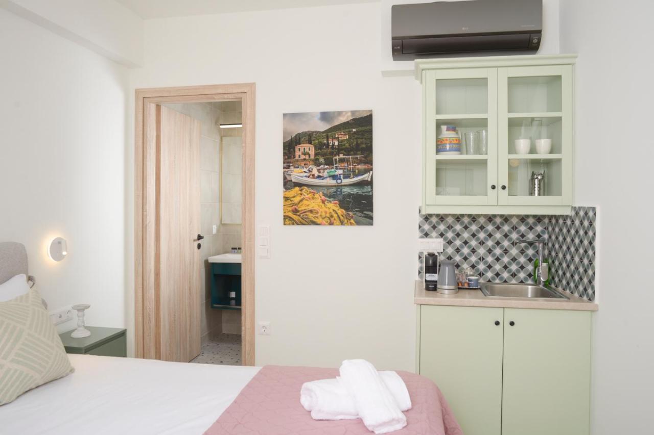 Isavella'S Apartments Under The Castle กาลามาตา ภายนอก รูปภาพ